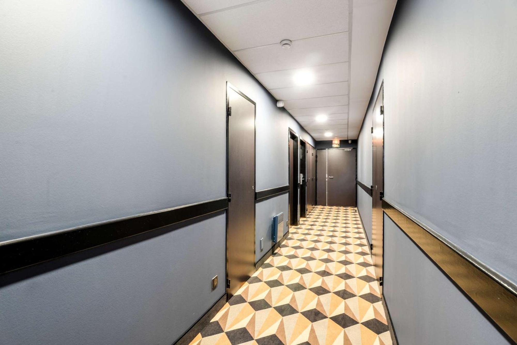 Brit Hotel Du Stade Rennes Ouest Bagian luar foto