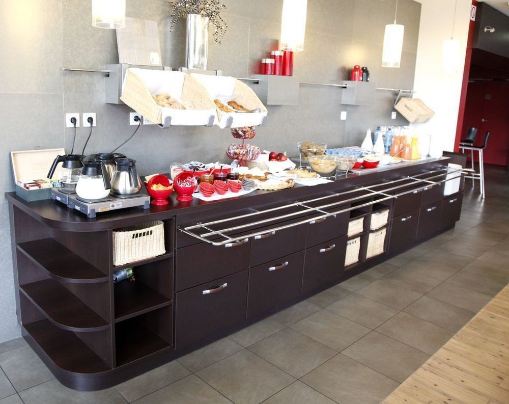 Brit Hotel Du Stade Rennes Ouest Bagian luar foto